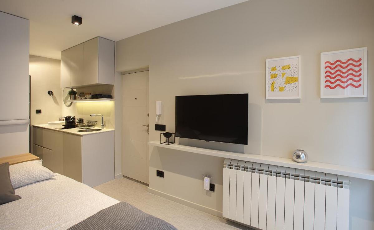 Temple Apartments Belgrade - Housity