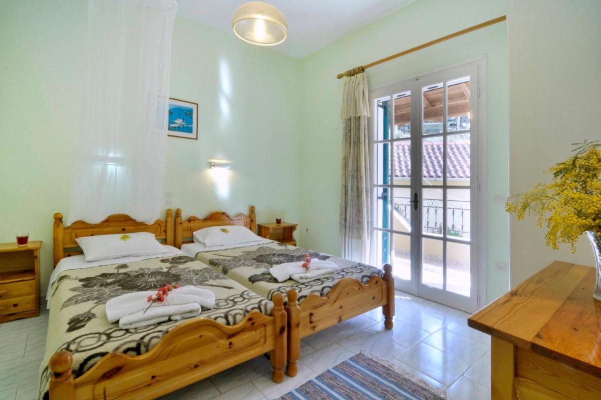 Suitetrails - Yiannis Apartments Agios Georgios Pagoi Corfu