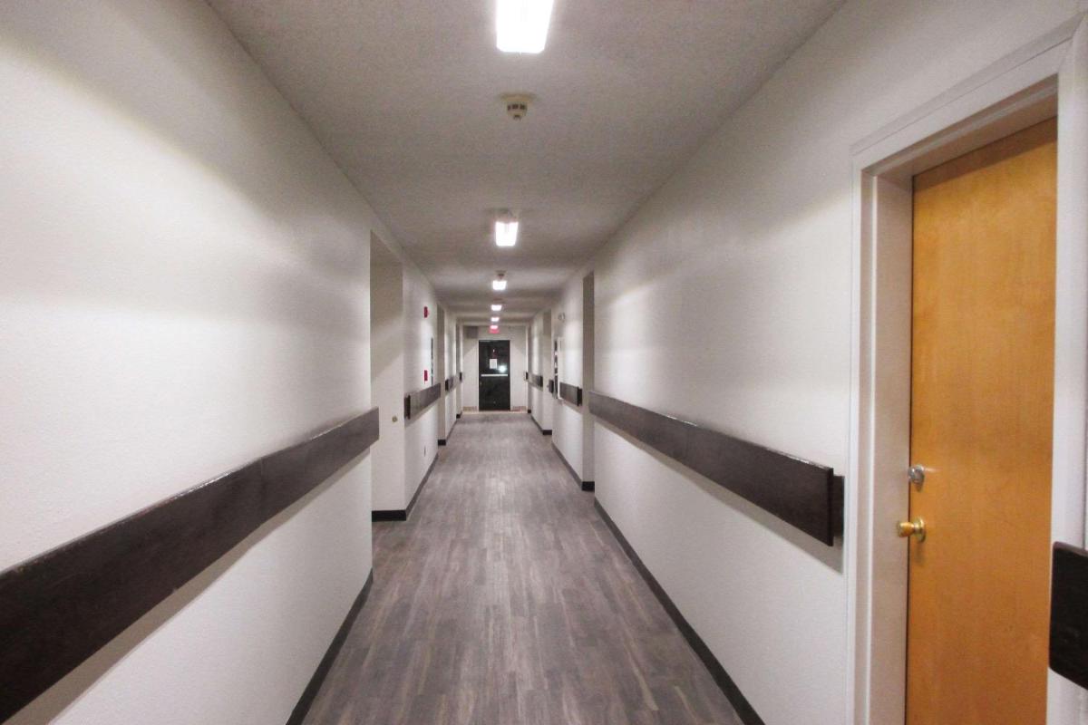 Econo Lodge Gallup - Housity