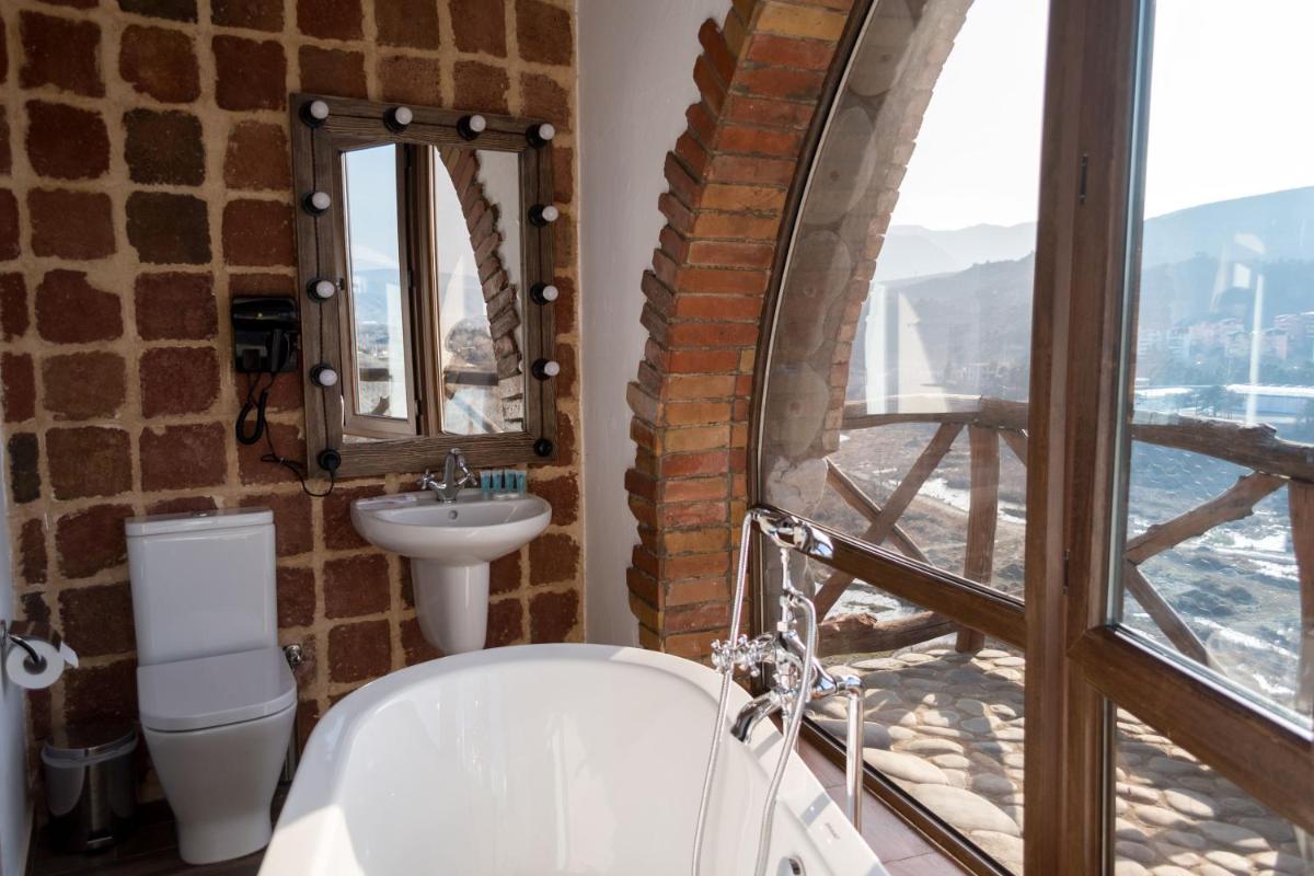 Golden Fleece - Housity