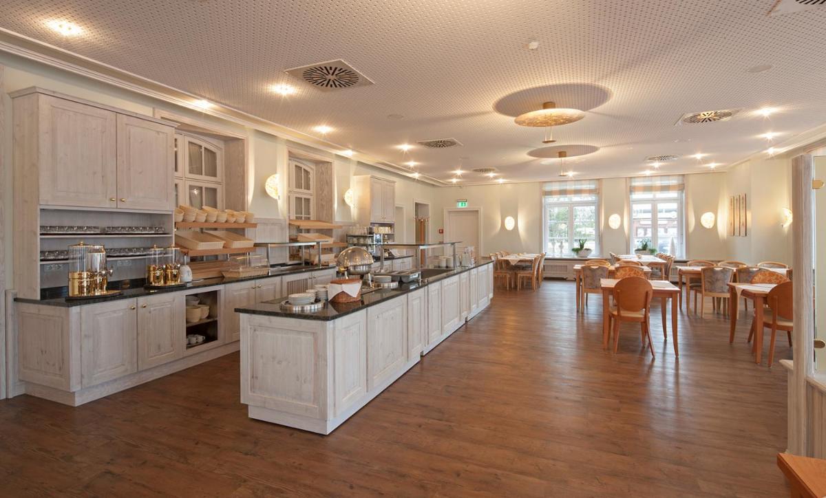 Hotel Neuwarft - Housity