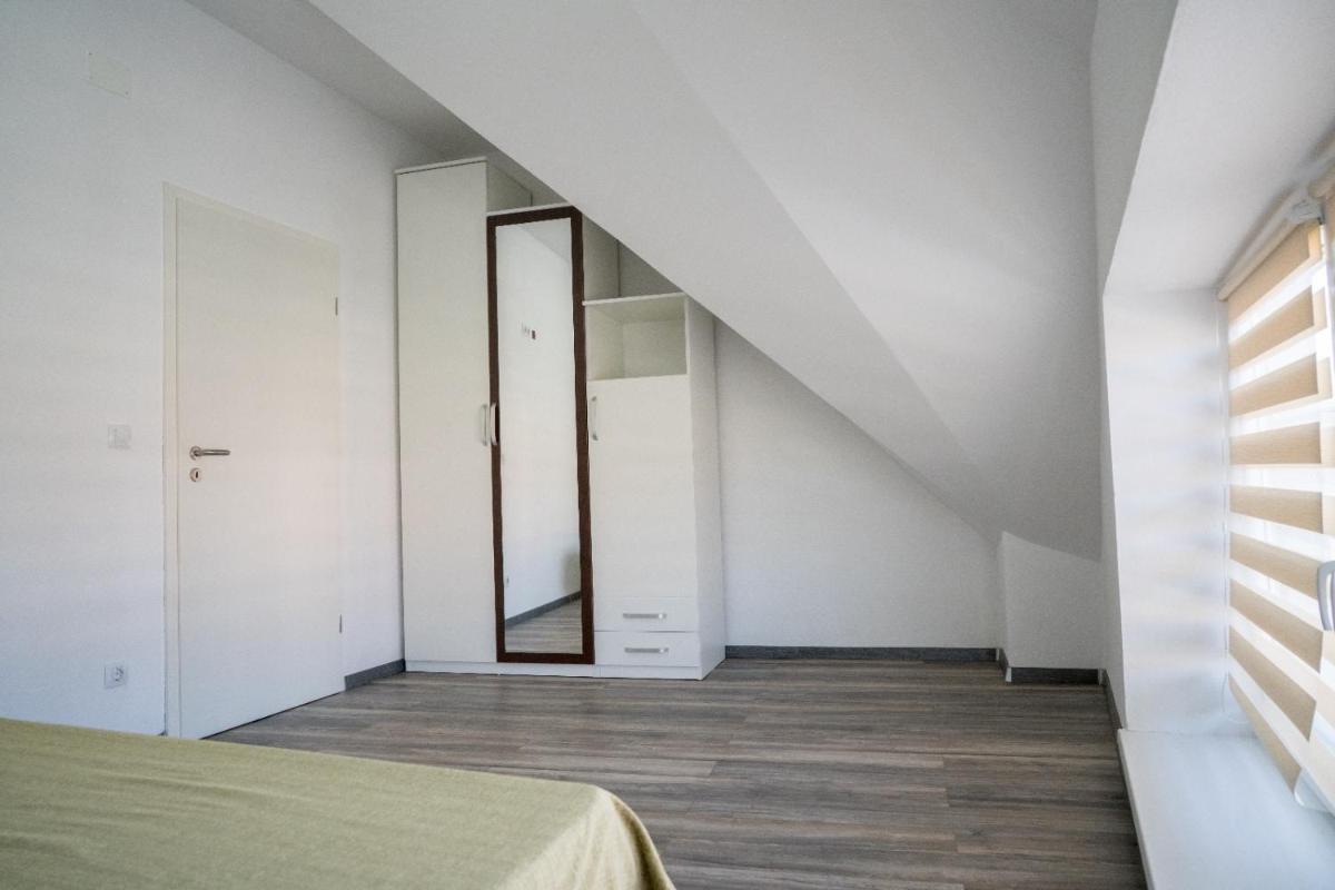 La Strada - Housity