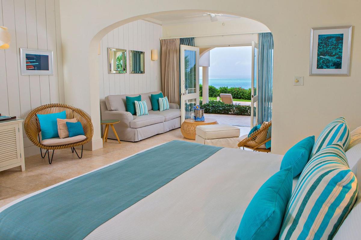 Blue Waters Resort and Spa - Housity