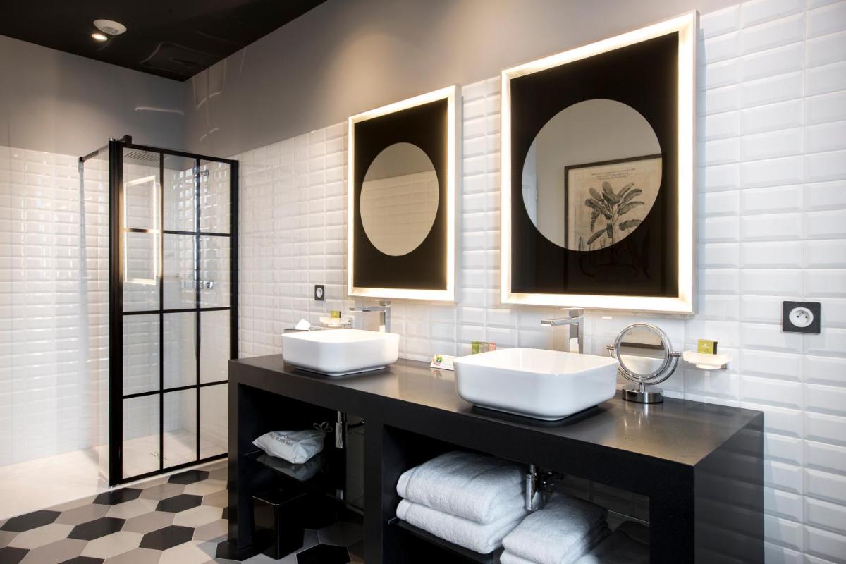 Salle de bains dans l'établissement Hotel Clos Castel Villas Spa