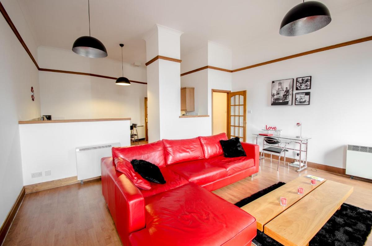 City Centre Orange Apartments Bastille - Hizvo