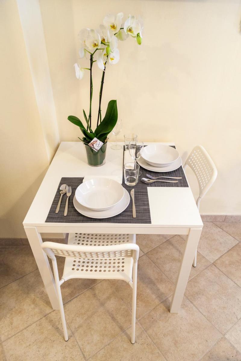 Narciso Centralissimo - Housity