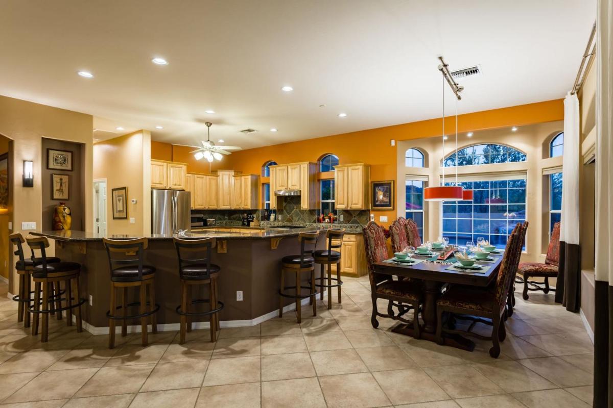 Saguaro Sunset at Cave Creek 4 BR by Casago - Housity