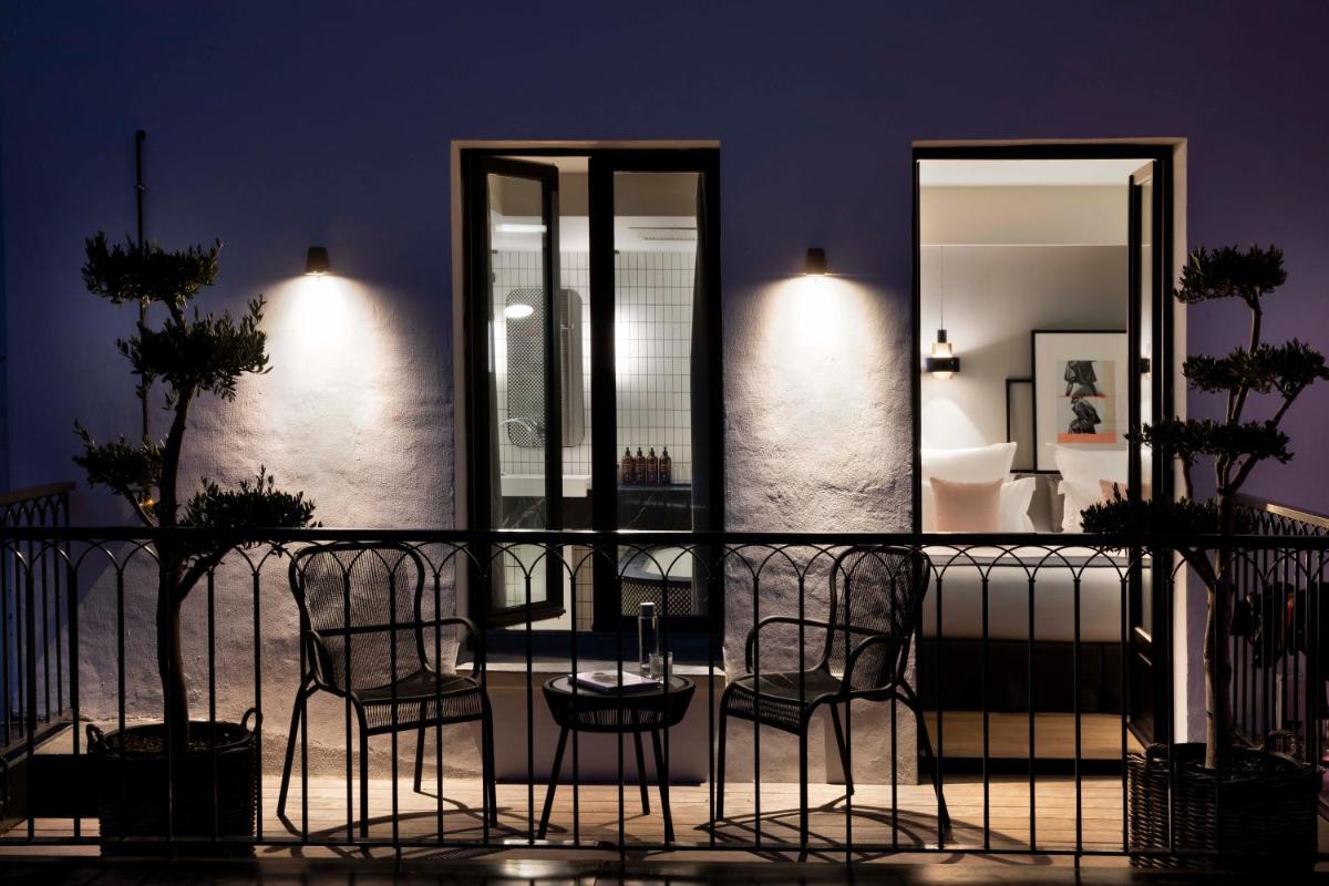 Coin salon dans l'établissement Maison ELLE Paris