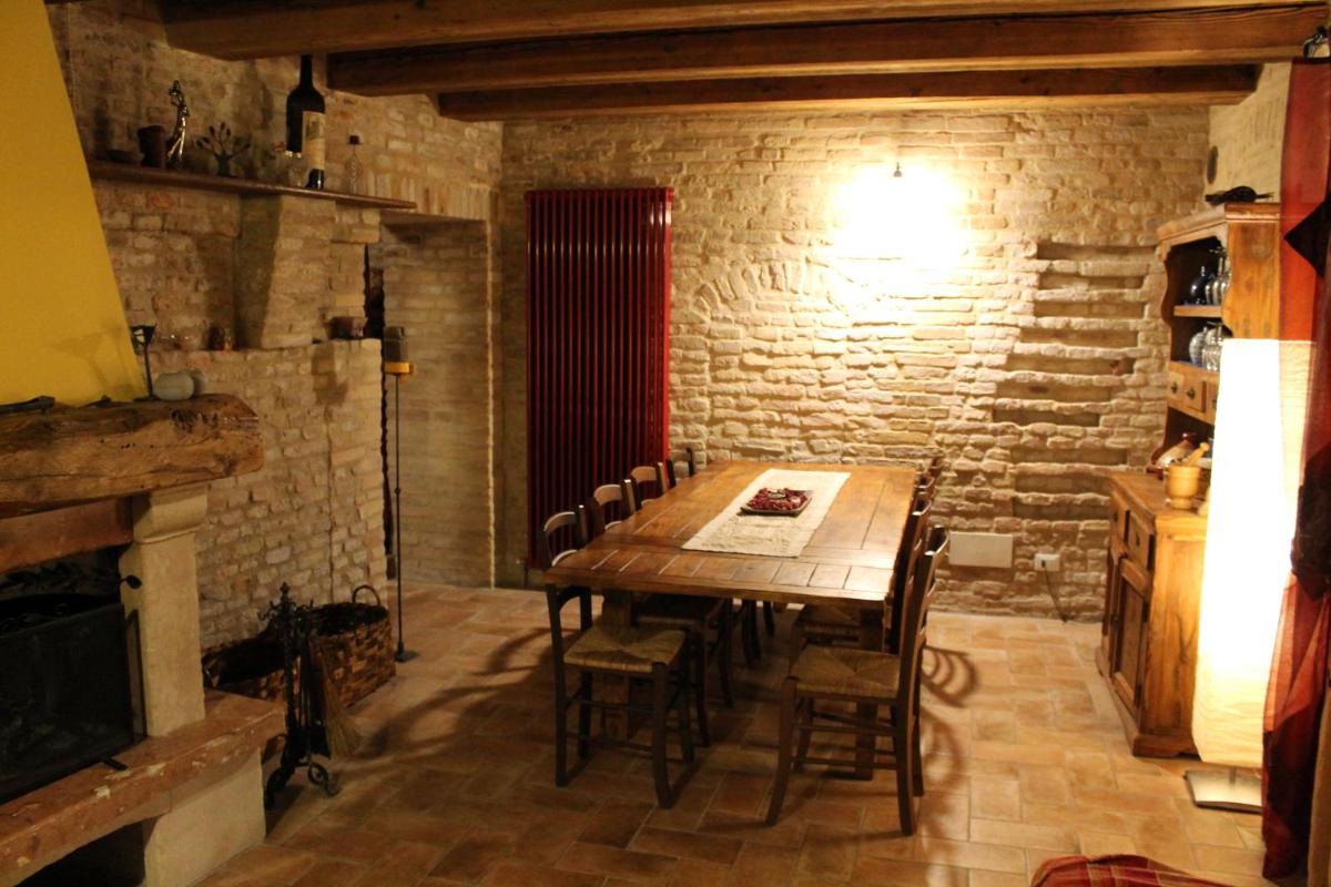 Il nido della rondine, appartamento nel borgo medievale - Housity