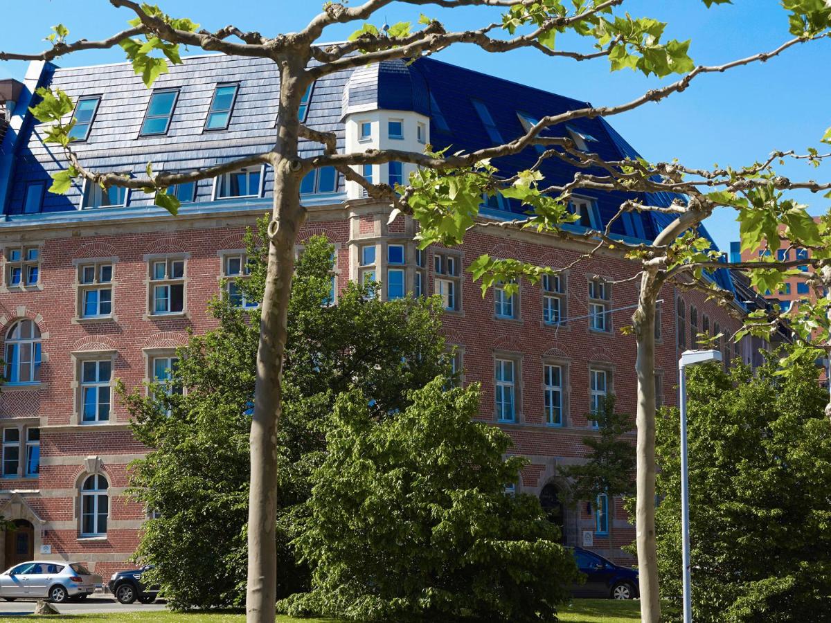 Das Gebäude in dem sich das Aparthotel befindet