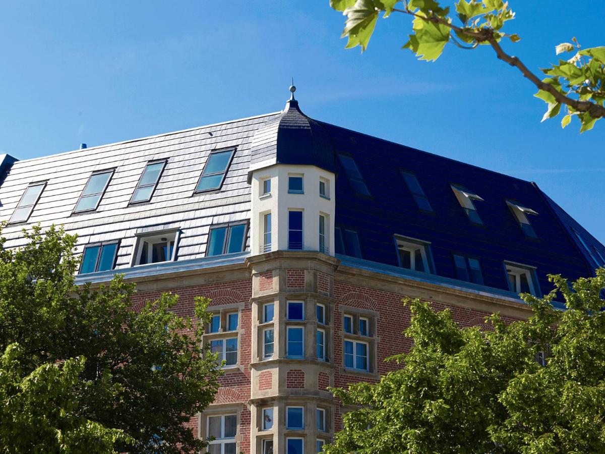 Das Gebäude in dem sich das Aparthotel befindet