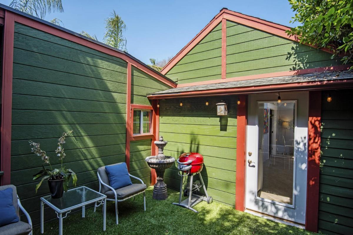 Stylish House Close to Huntington Gardens - Housity