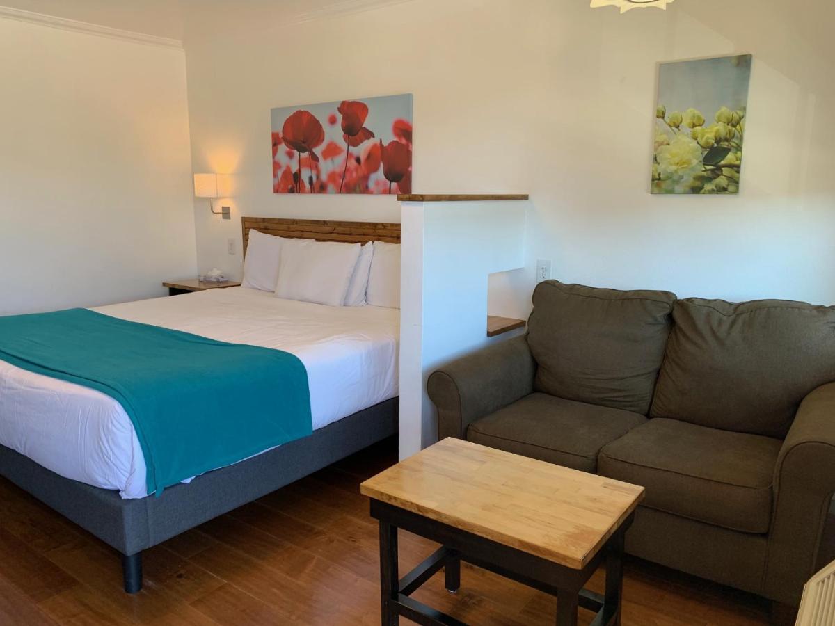 Sandyland Reef Inn - Housity