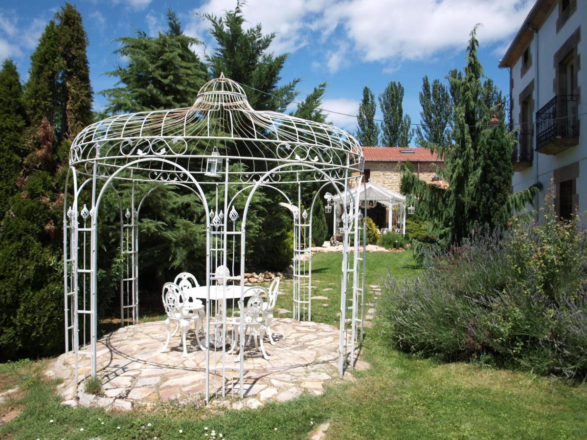 Jardín al aire libre en Posada del Indiano