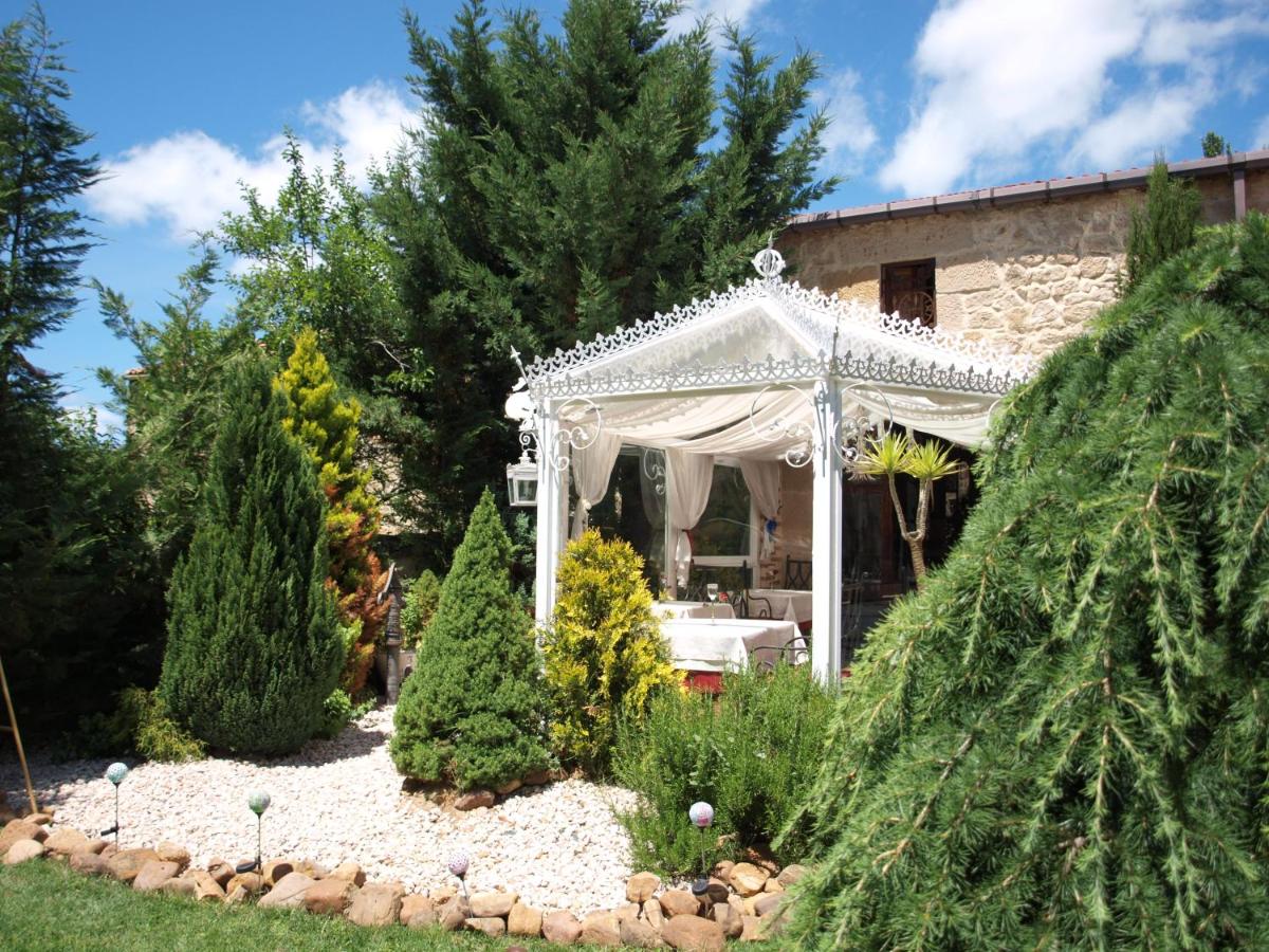 Jardín al aire libre en Posada del Indiano