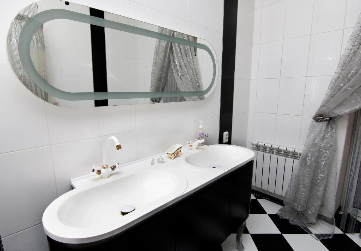 Апартаменты возле Вокзала, Центр - Housity