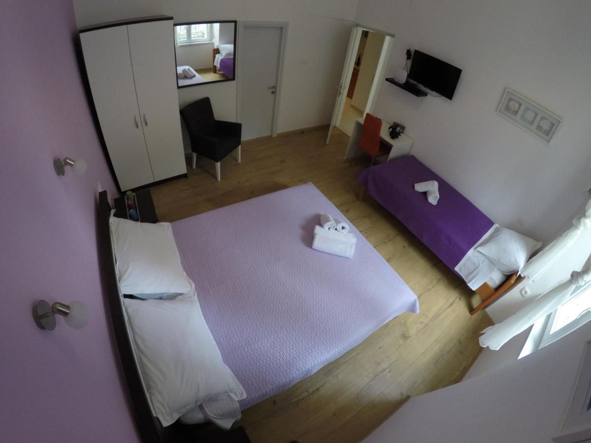 Rooms Gero - Housity