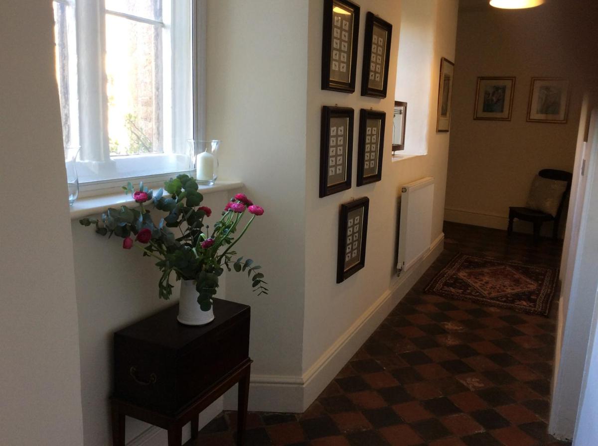 Castle Farm House B&B - Housity