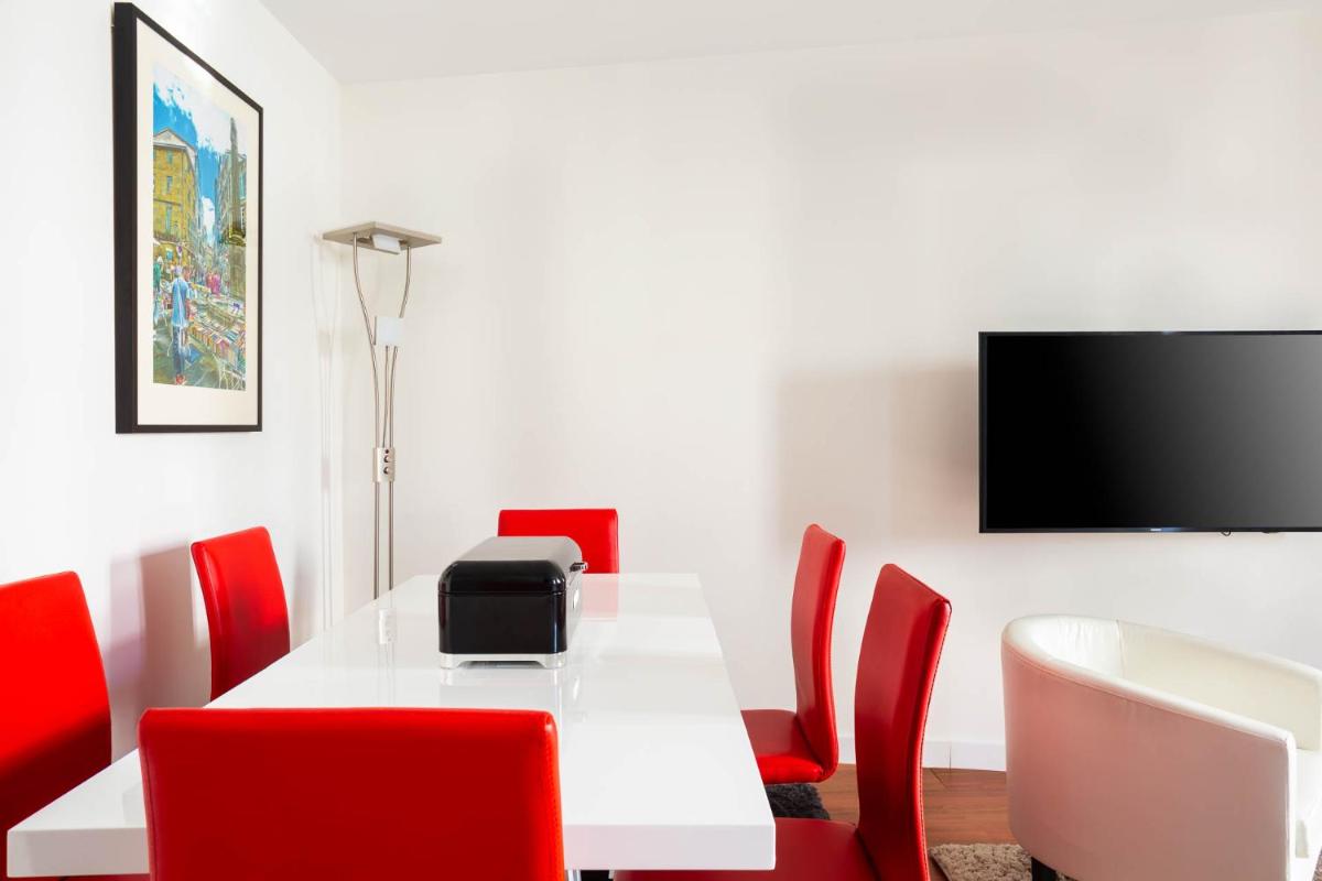 Luxury apartment-free parking - Housity