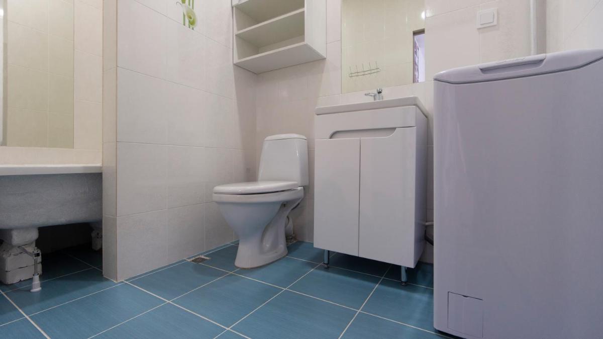 Suitetrails - Delux apartment on Pobedy ave (Downtown)