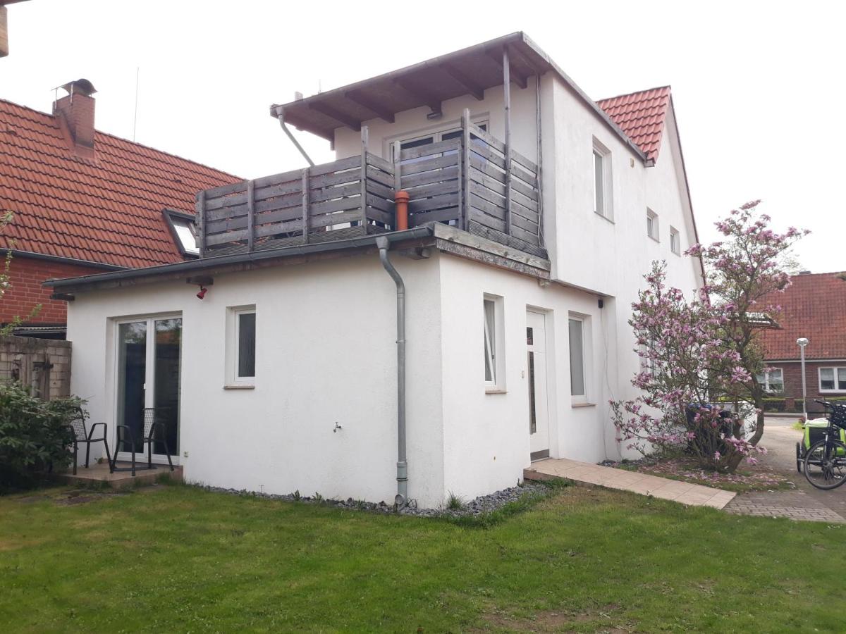 FeWo Engler Adendorf Kastanienallee - Housity