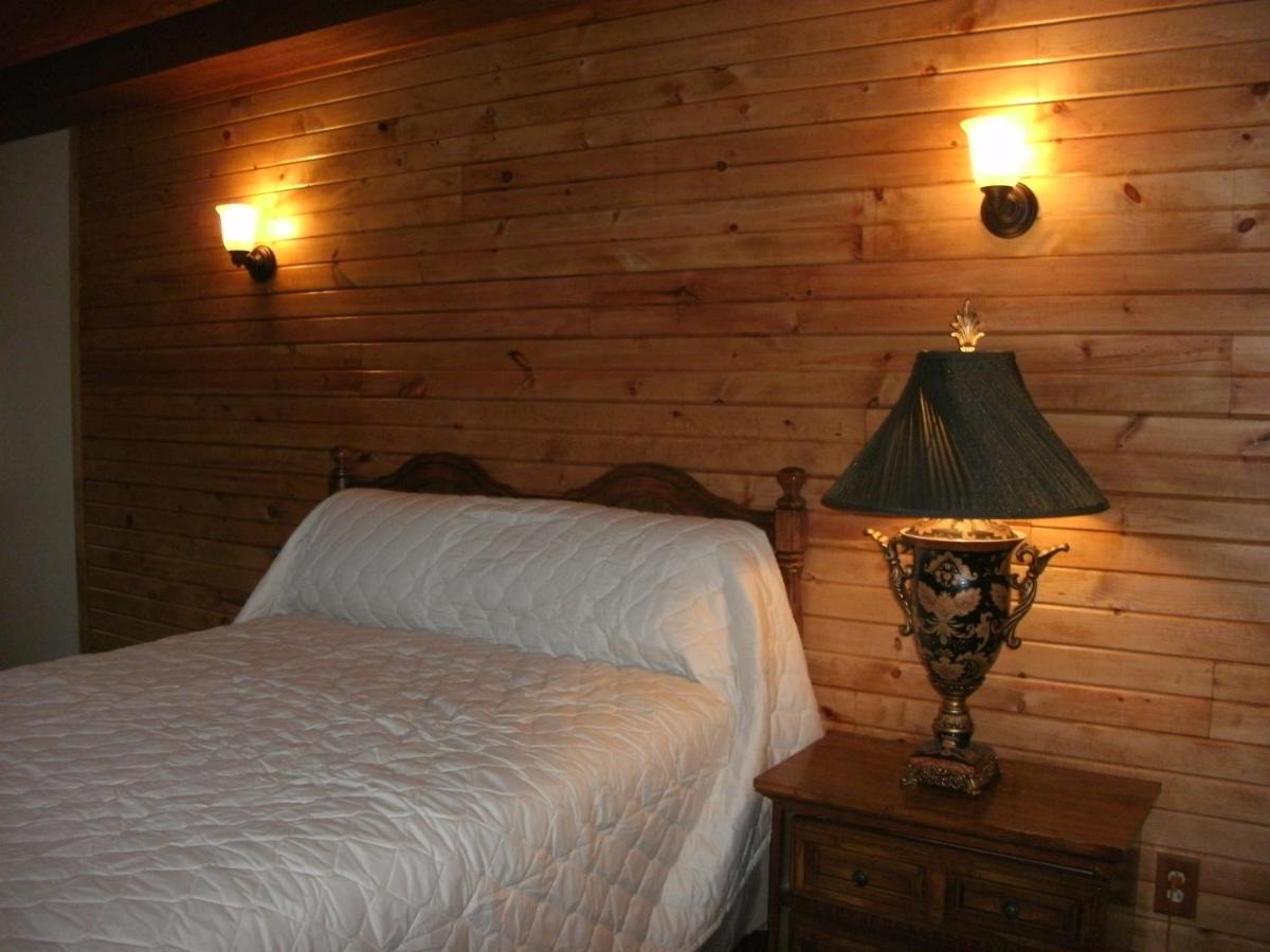 Cool Springs Inn - Housity