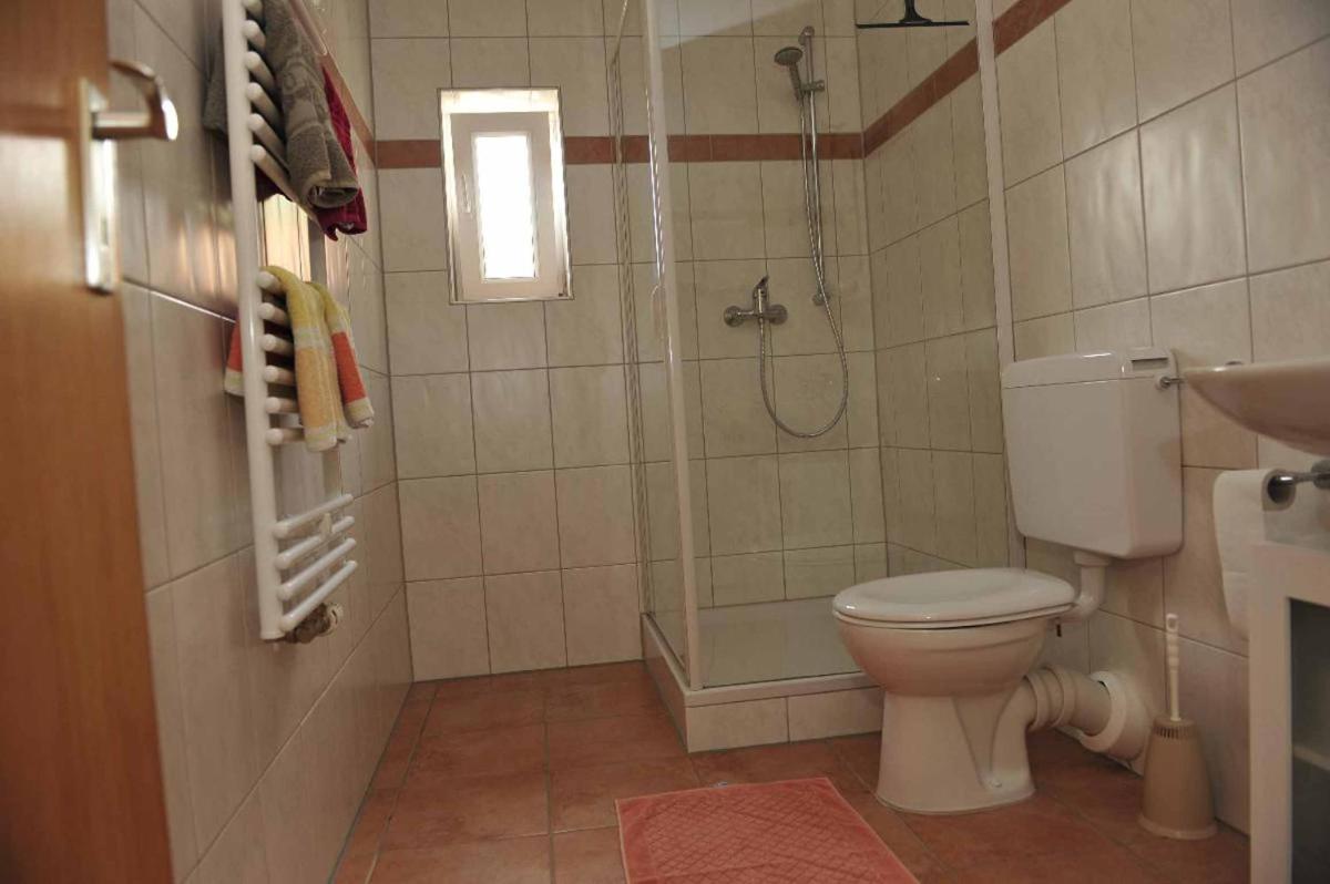 Pension Holzapfel - Housity