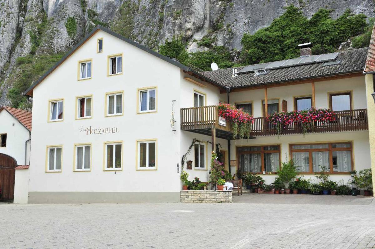 Pension Holzapfel - Housity