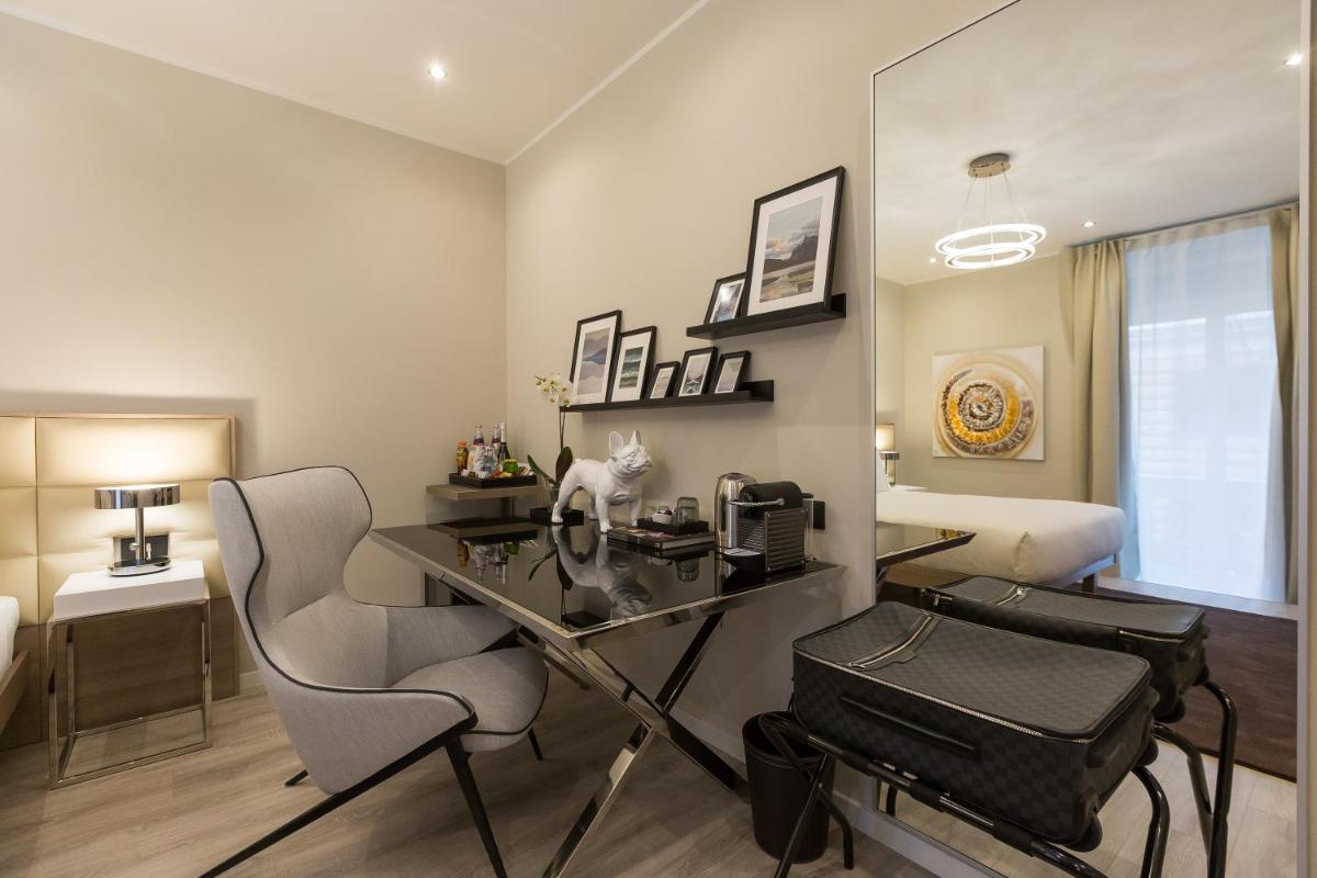 Clementi Portrait - Housity