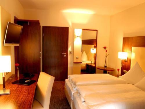 Hotel Sterkel - Housity