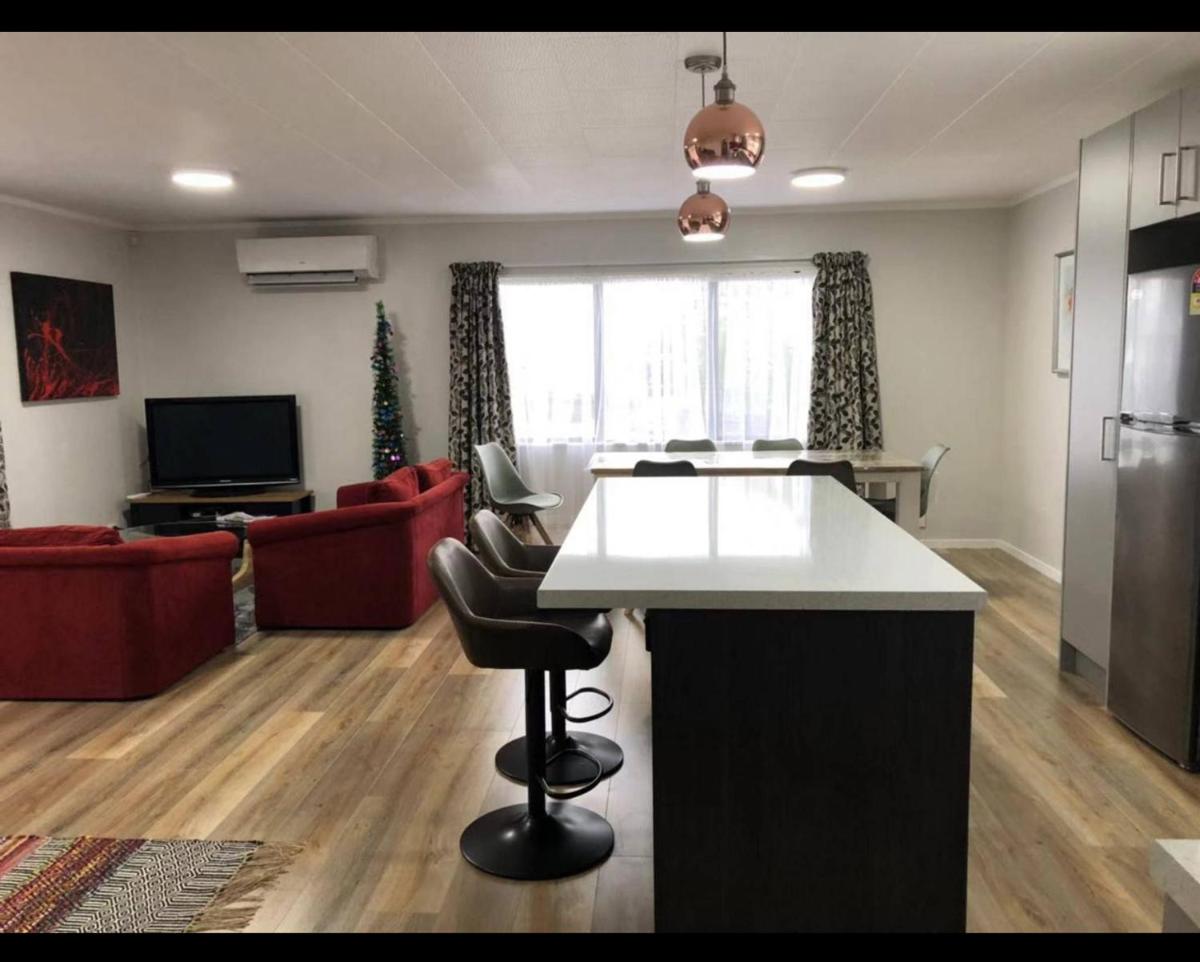 Aroha Nui Rotorua - Housity