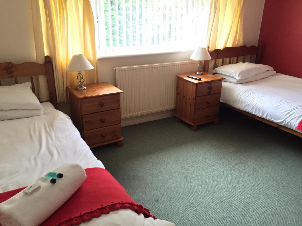 Red Lion Accommodation - Housity