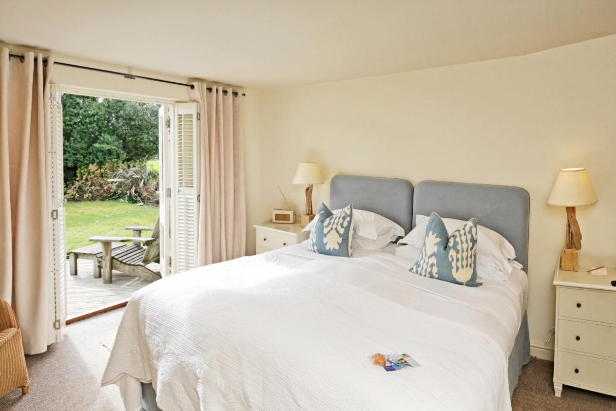 Driftwood - Housity