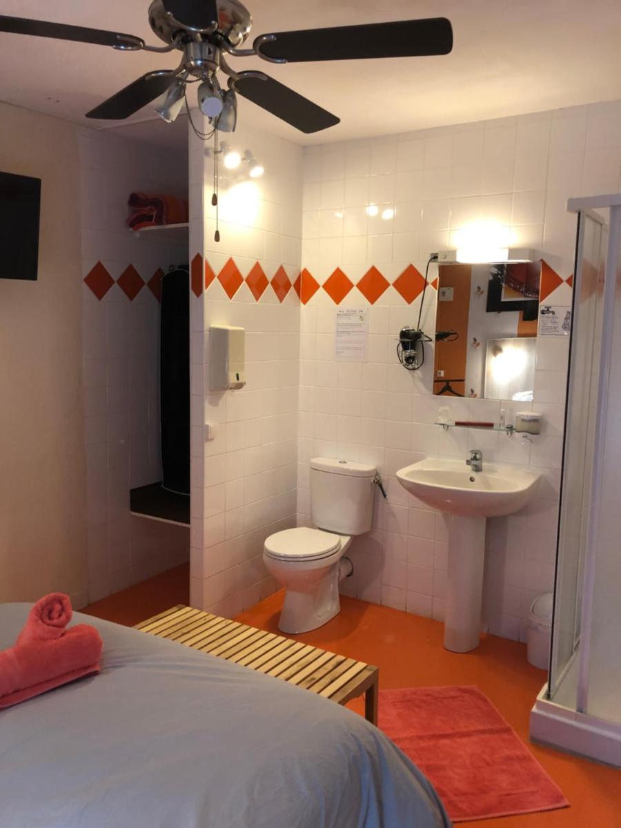 Hotel des Remparts - Housity