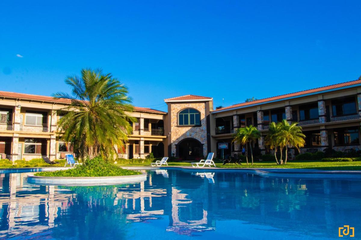 Grand Caporal Hotel - Housity