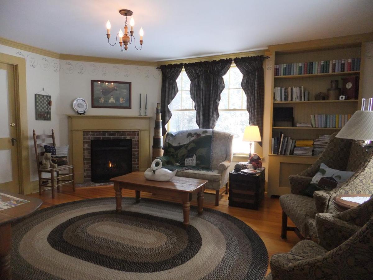 Covered Bridge House - Housity