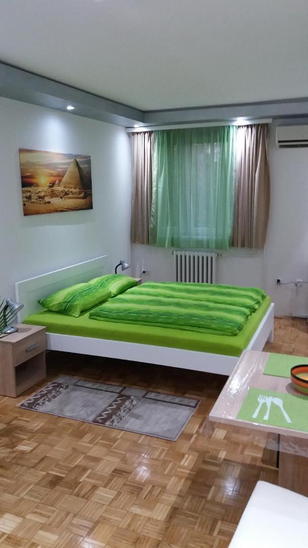 GREEN DREAMS - Housity