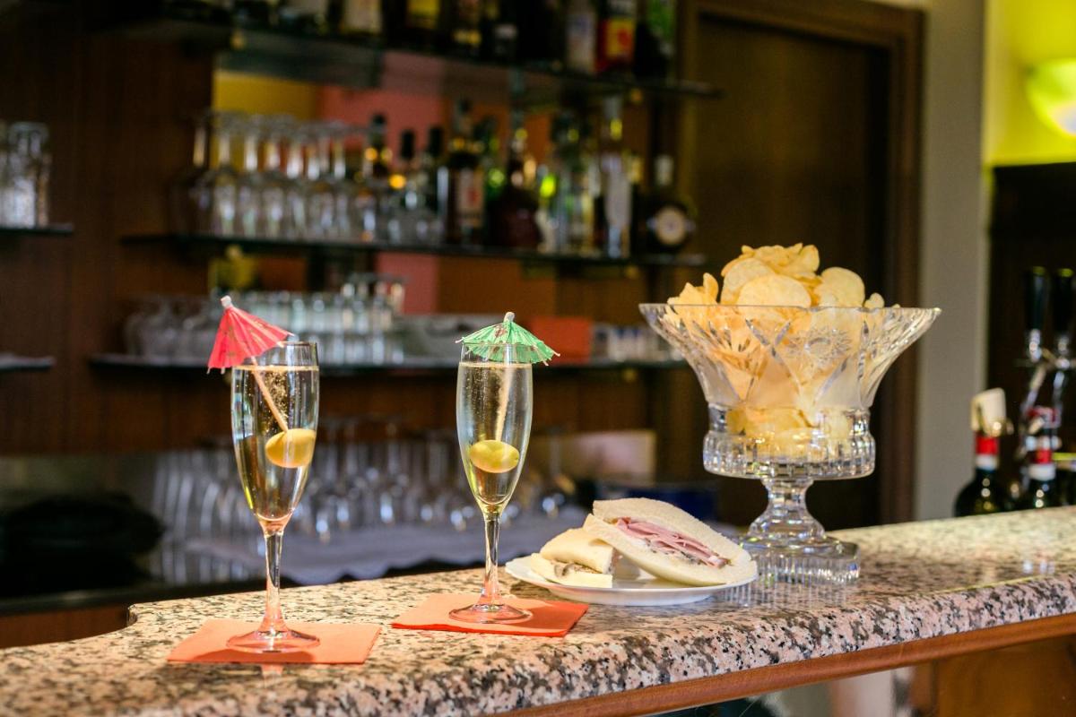 Hotel Pace - Housity