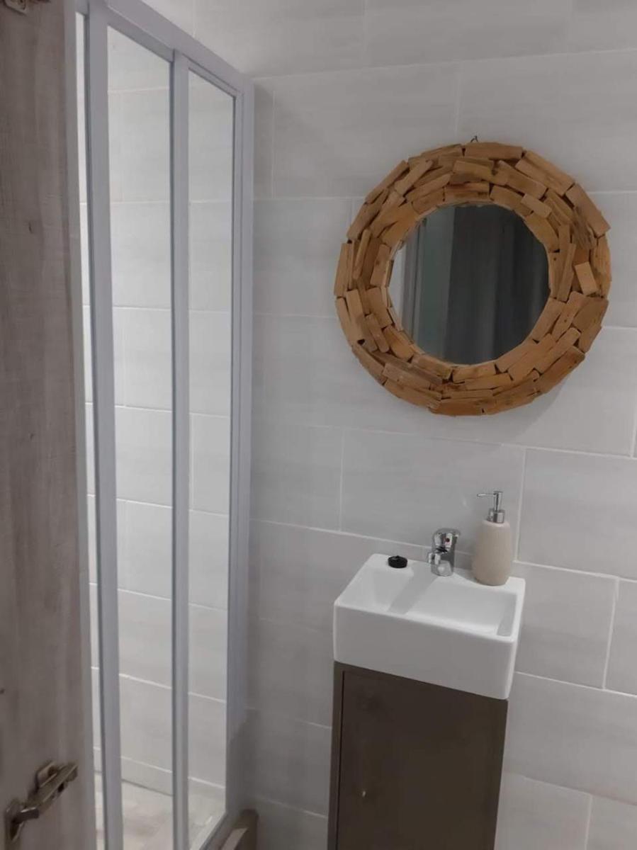 Gathering Guesthouse - Aloe room - Housity