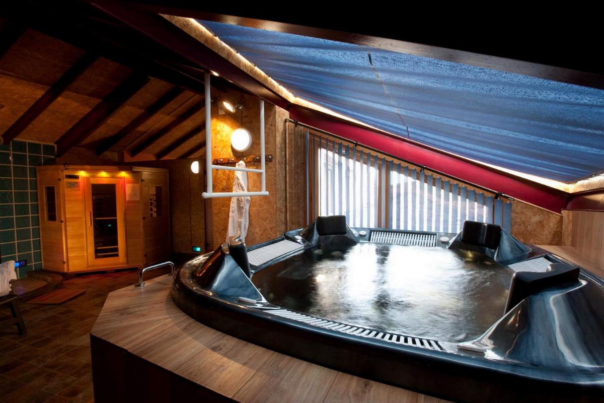 Imagen de la galería de Posada Real La Vieja Chimenea-Spa, en Herreros