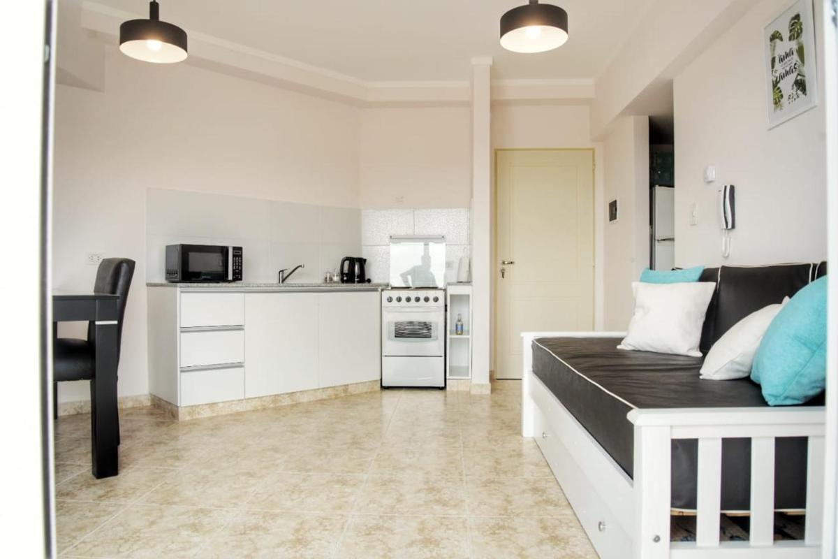 Centro Bahia - Incluye cochera con seguridad las 24 hs - Housity