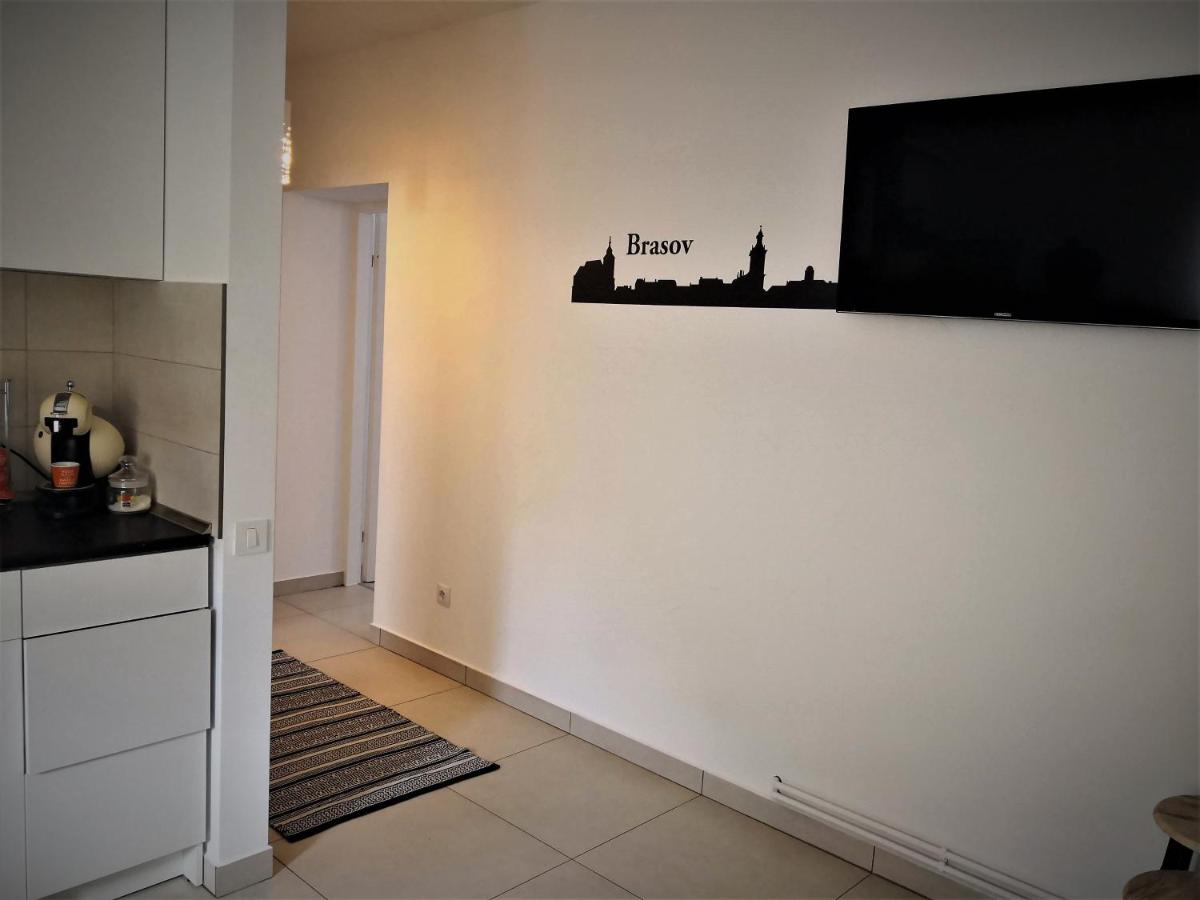 Sunny Town House - Housity
