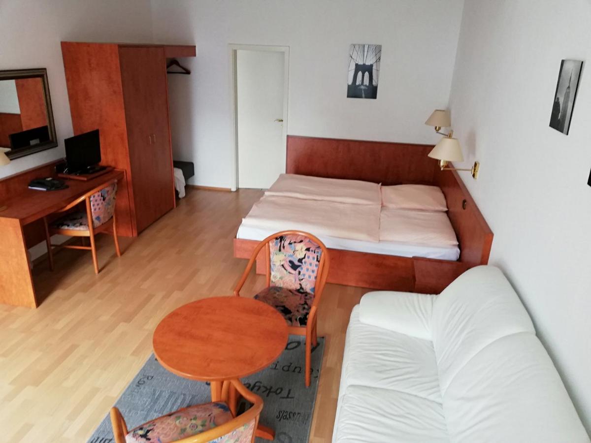 Hotel Dorfschänke - Housity
