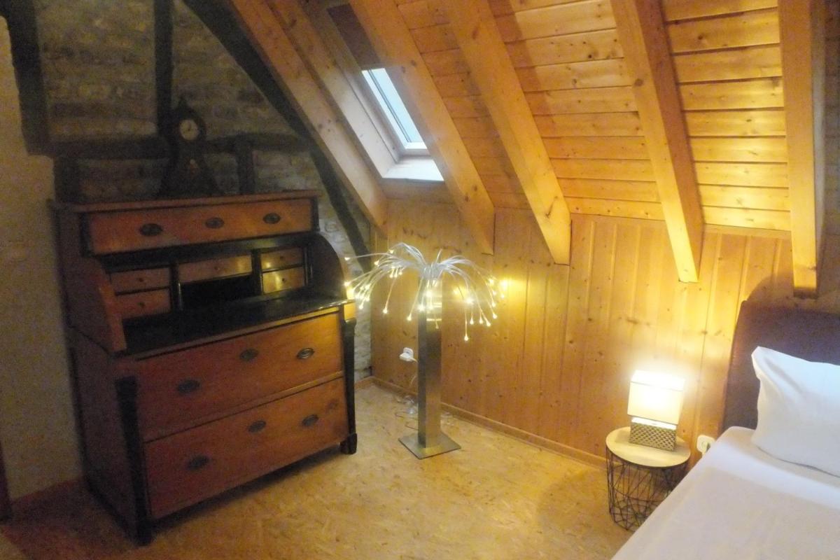 Rheinufer-Lodge in Leverkusen-Hitdorf-mit Blick auf den Rhein - Zentral an der A1 und der 59 - Housity