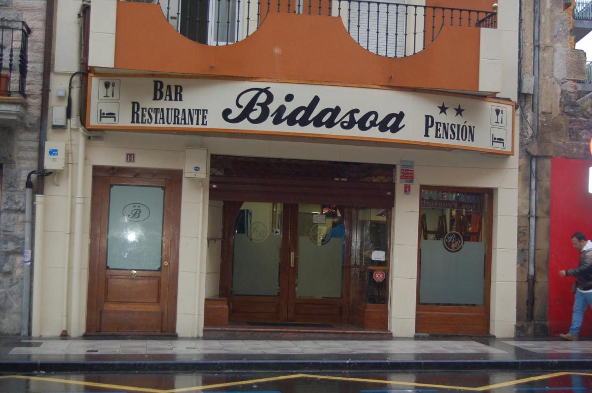 Bar Pensión Restaurante Bidasoa - Housity