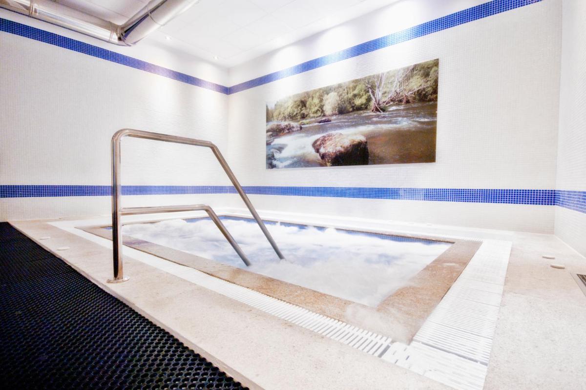 Suitetrails - Hotel Auditorio Santiago & Spa
