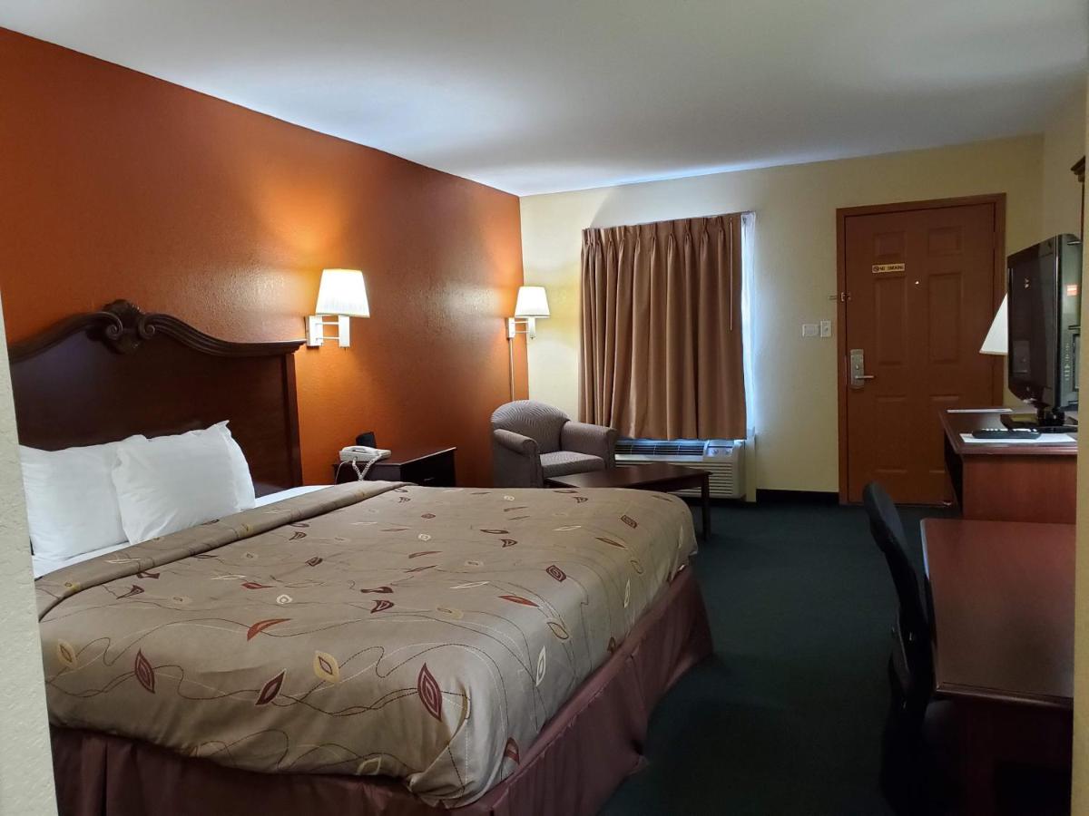 Cuba Inn - Housity