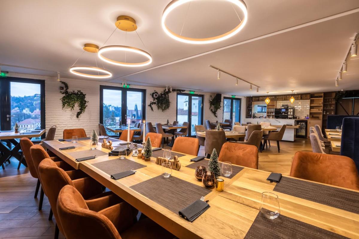 Suitetrails - UpperHouse Suites & More