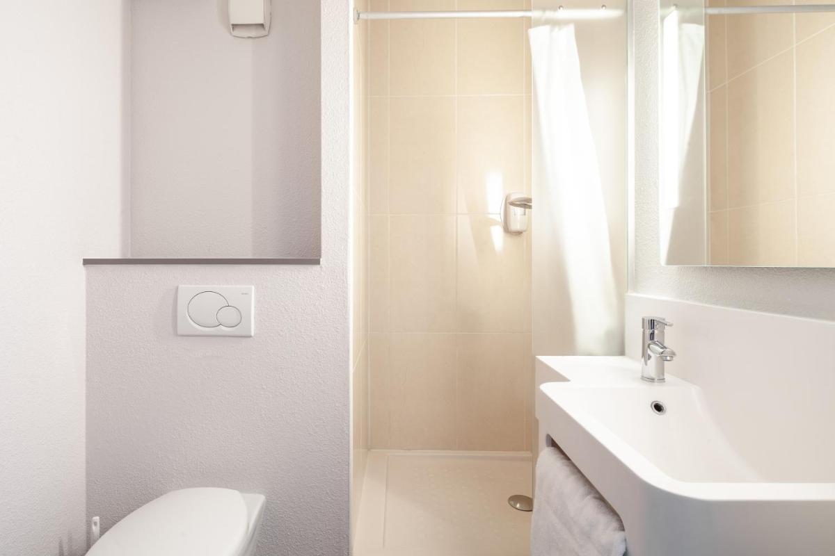 B&B HOTEL Paris Le Bourget - Housity
