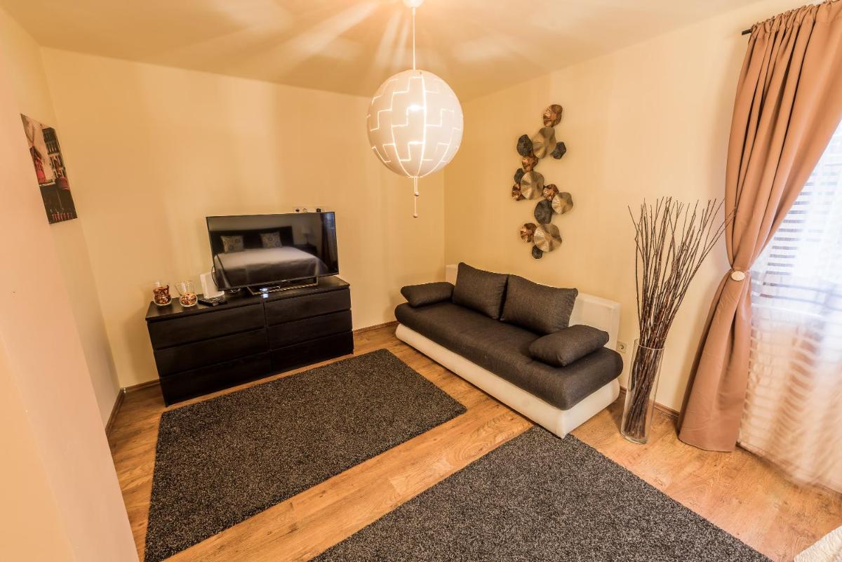 Enzo Apartman - Housity
